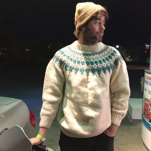 Meet your Posher, Posh